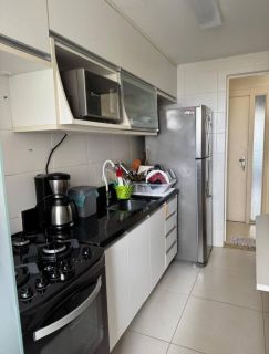 Apartamento Para Vender com 2 quartos 1 suíte no bairro do Imbuí em Salvador