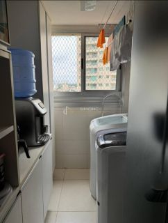 Apartamento Para Vender com 2 quartos 1 suíte no bairro do Imbuí em Salvador