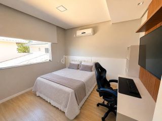 Casa de Condomínio 4 quartos 2 suítes Catu de Abrantes