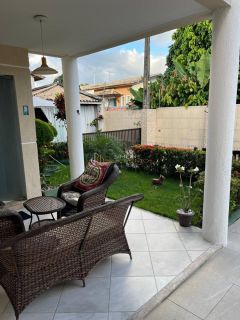 Casa de Condomínio  4/4 e 3 suítes  Pitangueiras