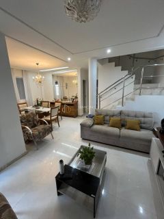 Casa de Condomínio  4/4 e 3 suítes  Pitangueiras