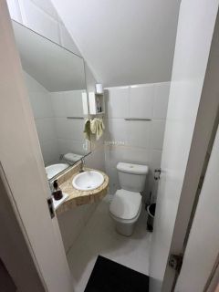 Casa de Condomínio  4/4 e 3 suítes  Pitangueiras