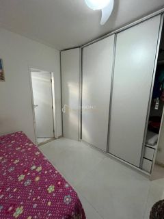 Casa de Condomínio  4/4 e 3 suítes  Pitangueiras