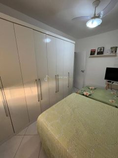 Casa de Condomínio  4/4 e 3 suítes  Pitangueiras