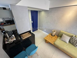 PORTEIRA FECHADA – 100 METROS DO PORTO DA BARRA | IMÓVEL DESOCUPADO