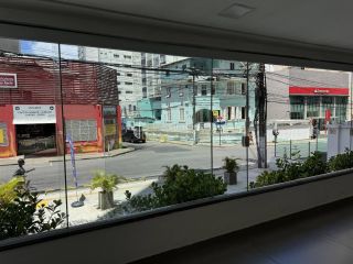 PORTEIRA FECHADA – 100 METROS DO PORTO DA BARRA | IMÓVEL DESOCUPADO