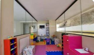 Imbuí | 8º andar | Nascente c/ Vista Mar | Apto Recém Reformado | 2 Quartos | 56 m²