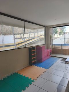 Imbuí | 8º andar | Nascente c/ Vista Mar | Apto Recém Reformado | 2 Quartos | 56 m²