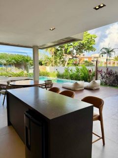 Casa de Condomínio 7 suítes  Guarajuba em Camaçari