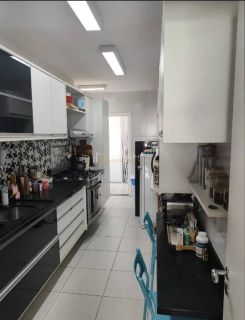 Apartamento Para Vender com 3 quartos 3 suítes no bairro Patamares em Salvador