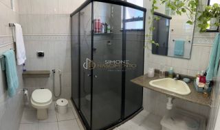 Casa em condomínio fechado – Vilas Solaris, Buraquinho | 4 suítes | 250m² construídos