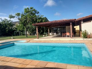 Casa em condomínio fechado – Vilas Solaris, Buraquinho | 4 suítes | 250m² construídos