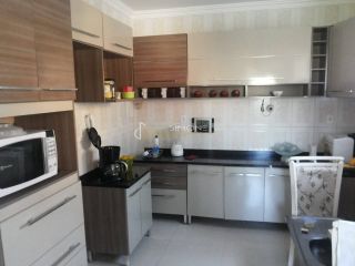 Casa independente frente mar