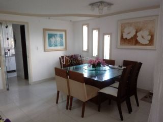 Casa independente frente mar