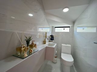 Casa em condomínio 4 quartos 2 suítes Abrantes - Camaçari - Ba