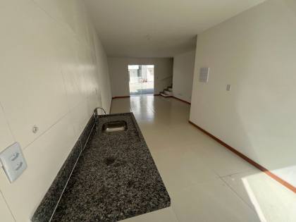 Casa a venda 3 quartos 2 suítes Ipitanga - Lauro de Freitas - Ba