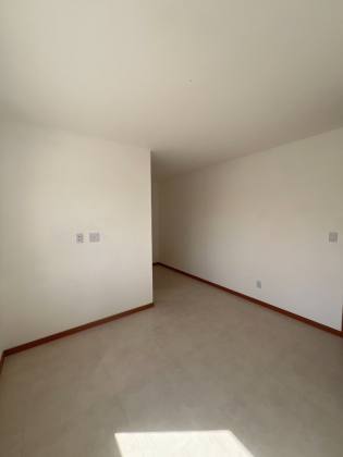 Casa a venda 3 quartos 2 suítes Ipitanga - Lauro de Freitas - Ba