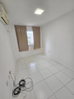 Casa em condomínio 4 quartos 3 suítes - Buraquinho - Lauro de Freitas - Ba