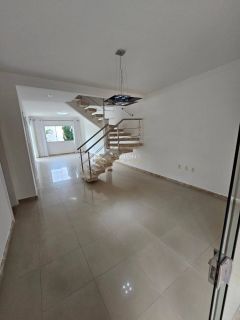Casa em condomínio 4 quartos 3 suítes - Buraquinho - Lauro de Freitas - Ba