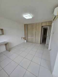 Casa em condomínio 4 quartos 3 suítes - Buraquinho - Lauro de Freitas - Ba