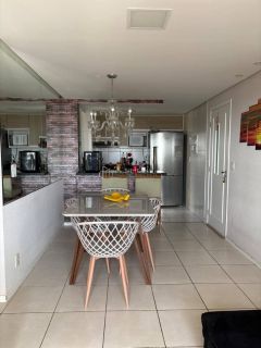 Apartamento Para Vender com 3 quartos 1 suíte no bairro de Itapuã em Salvador