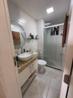 Apartamento Para Vender com 3 quartos 1 suíte no bairro de Itapuã em Salvador