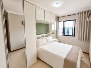 Apartamento Para Vender com 2 quartos 1 suíte no bairro Imbuí em Salvador