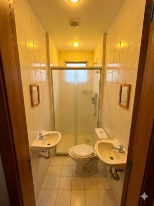 Apartamento Para Vender  4/4 e 2 suítes  Pituba