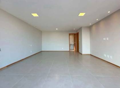 Casa em condomínio 4 suítes Patamares - Salvador - Ba