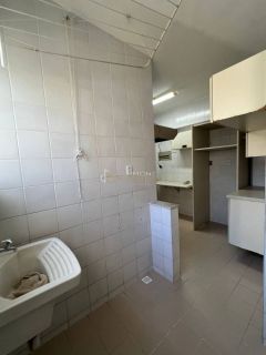 Apartamento  3 quartos 1 suíte Caminho das árvores