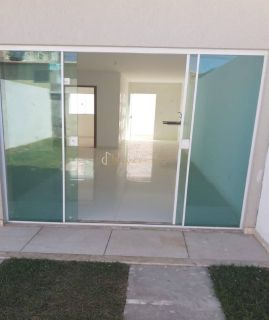 Village a venda à 3/4 sendo 2 suítes em Ipitanga - Lauro de Freitas