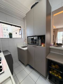 Apartamento à venda em Santa Teresa, com excelente padrão de acabamento e infraestrutura completa.