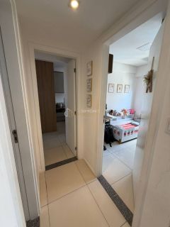 Apartamento à venda em Santa Teresa, com excelente padrão de acabamento e infraestrutura completa.
