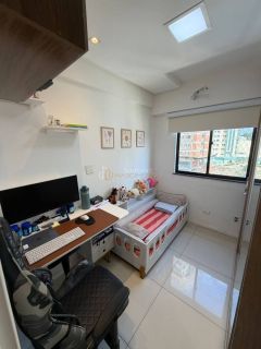Apartamento à venda em Santa Teresa, com excelente padrão de acabamento e infraestrutura completa.
