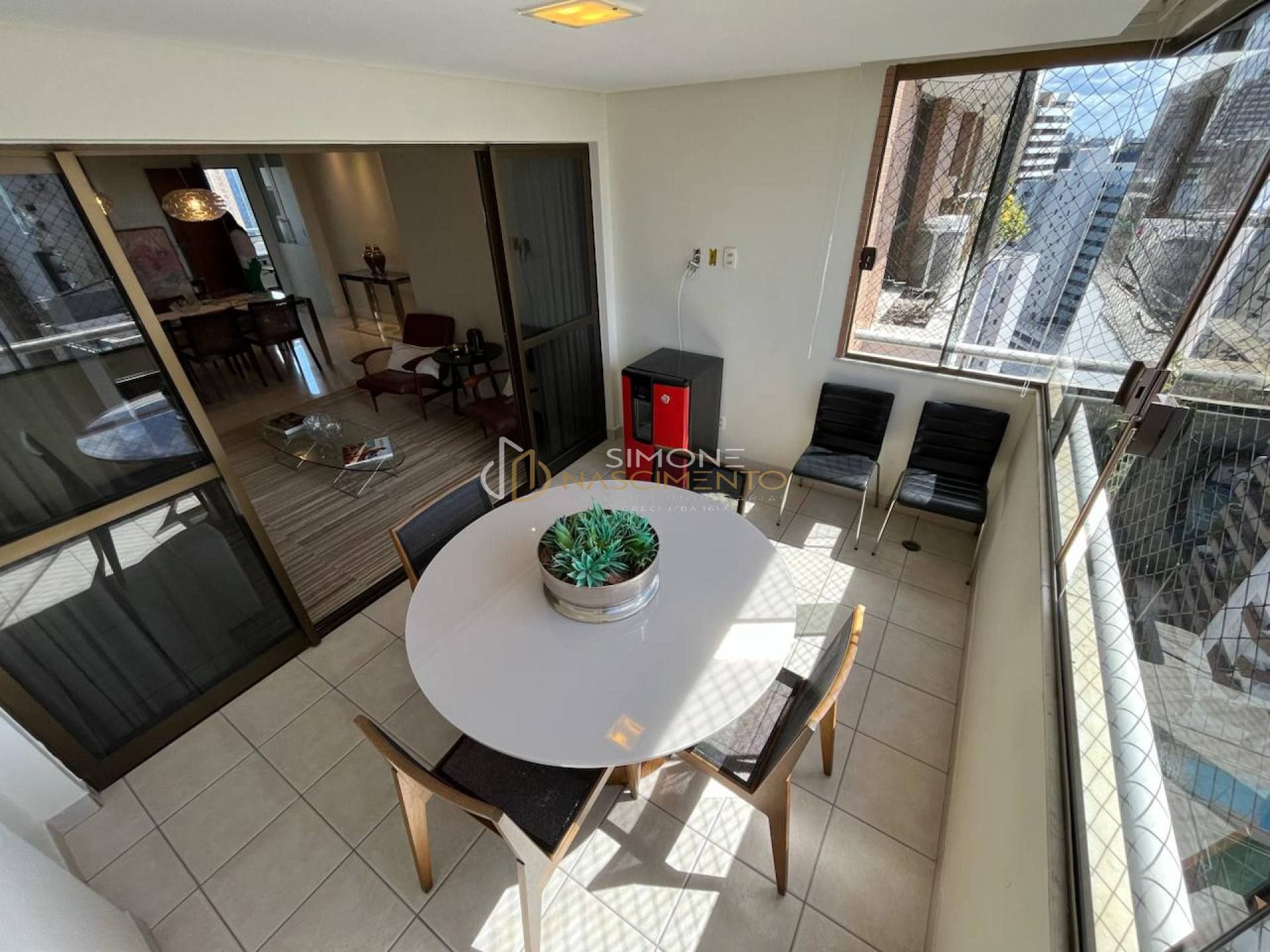 Apartamento em andar alto, nascente | Caminho das árvores