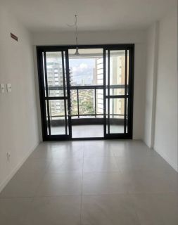 Apartamento Para Vender com 1 quarto 1 suíte no bairro Jaguaribe em Salvador