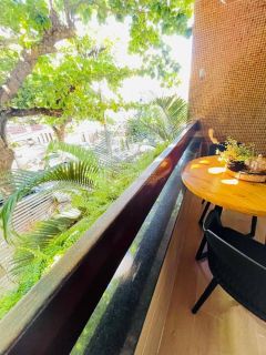 Apartamento Para Vender com 3 quartos 1 suítes no bairro Costa Azul em Salvador