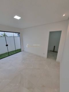 Casa à venda no Condomínio Terras Alphaville, com 140 m² de área construída em terreno nascente de 275 m².