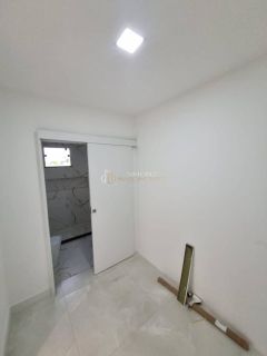 Casa à venda no Condomínio Terras Alphaville, com 140 m² de área construída em terreno nascente de 275 m².