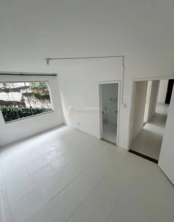 Apartamento Para Vender com 3 quartos 1 suíte no bairro Brotas em Salvador