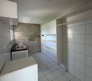 Apartamento Para Alugar com 4 quartos 2 suítes  Alphaville I em Salvador