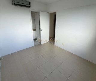 Apartamento Para Alugar com 4 quartos 2 suítes  Alphaville I em Salvador