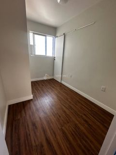 Apartamento à venda com 74m², 3 quartos Brotas