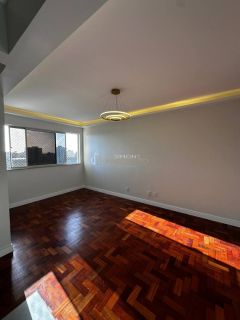 Apartamento à venda com 74m², 3 quartos Brotas