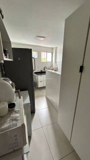 Boca do Rio 2/4 com Varanda Reformado e Garagem Fechada