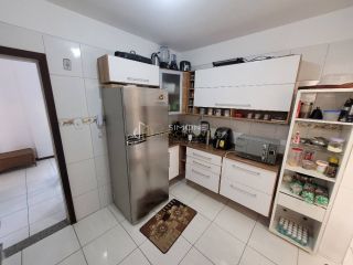 Costa Azul 2/4 com suíte e Varanda + Dependência Completa