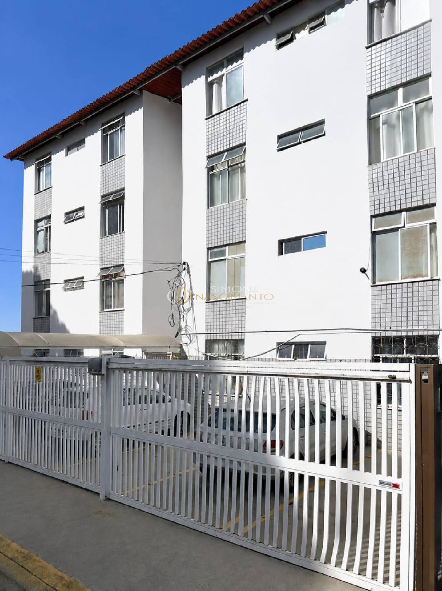 Apartamento Para Vender com 2 quartos no bairro Costa Azul em Salvador