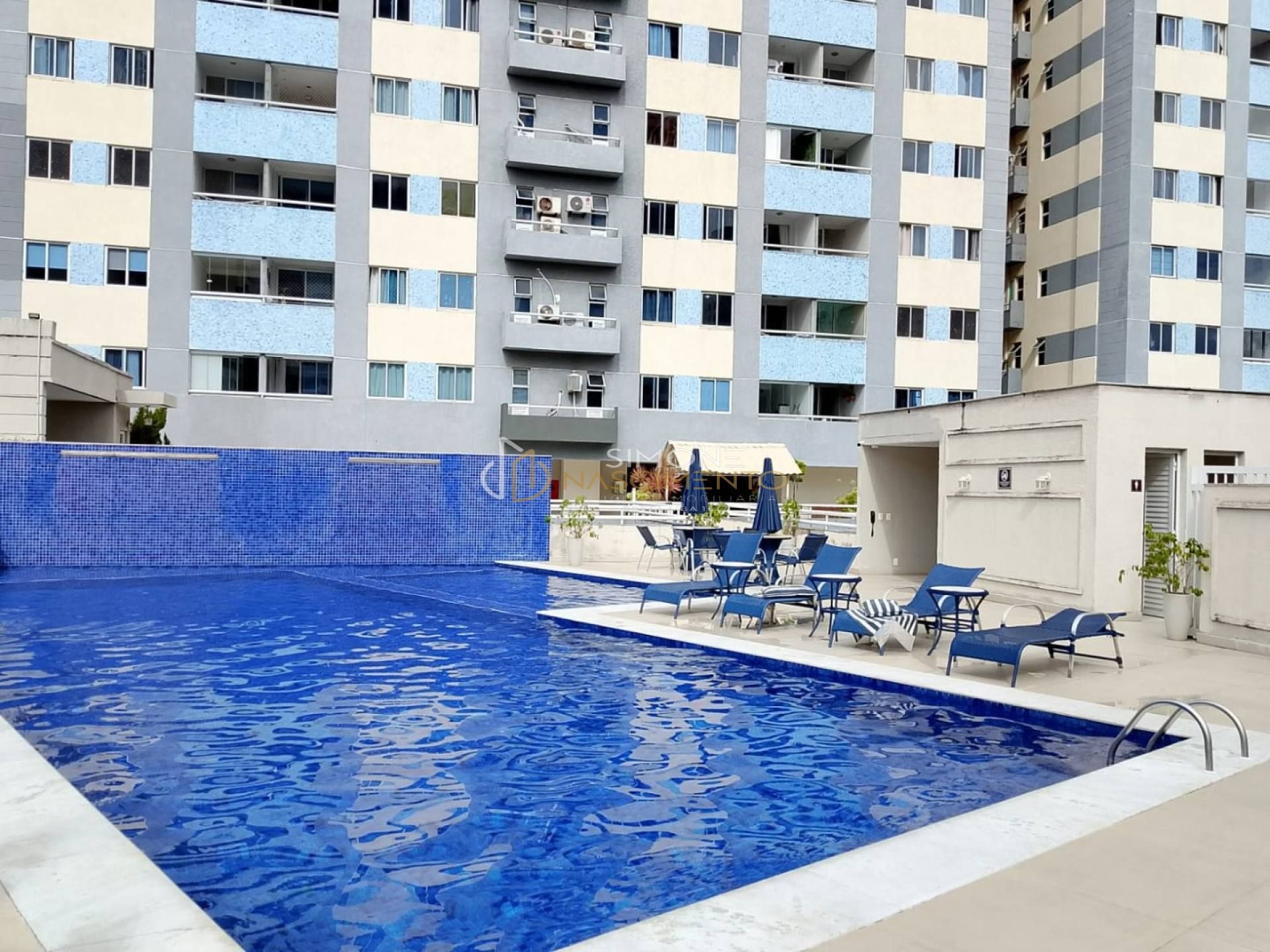 Apartamento  2 suítes  Paralela