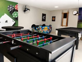 Apartamento  2 suítes  Paralela