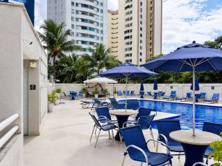 Apartamento  2 suítes  Paralela
